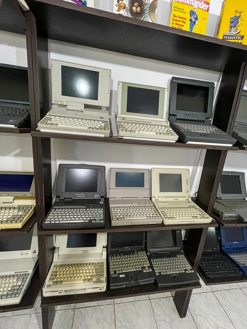 Under Construction Forever: Wandering the Preserved Ghost Towns of the Early Web